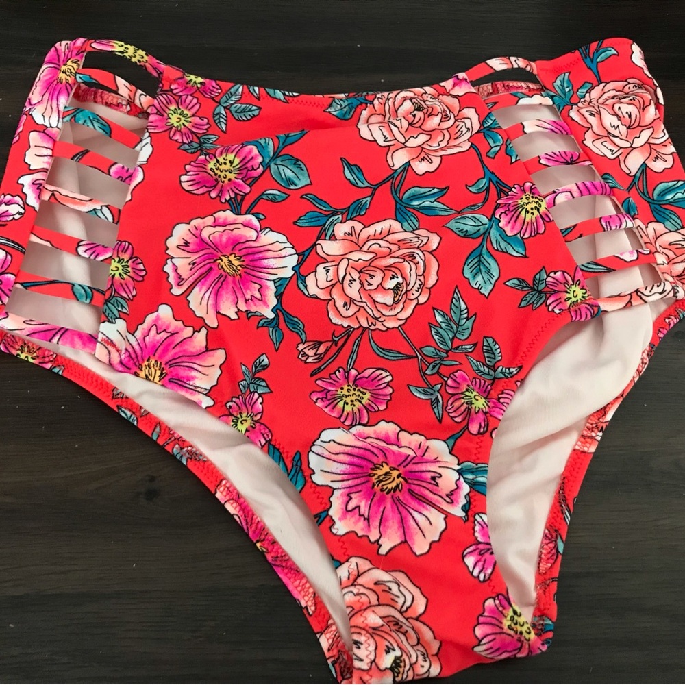 Medium high waisted swim
